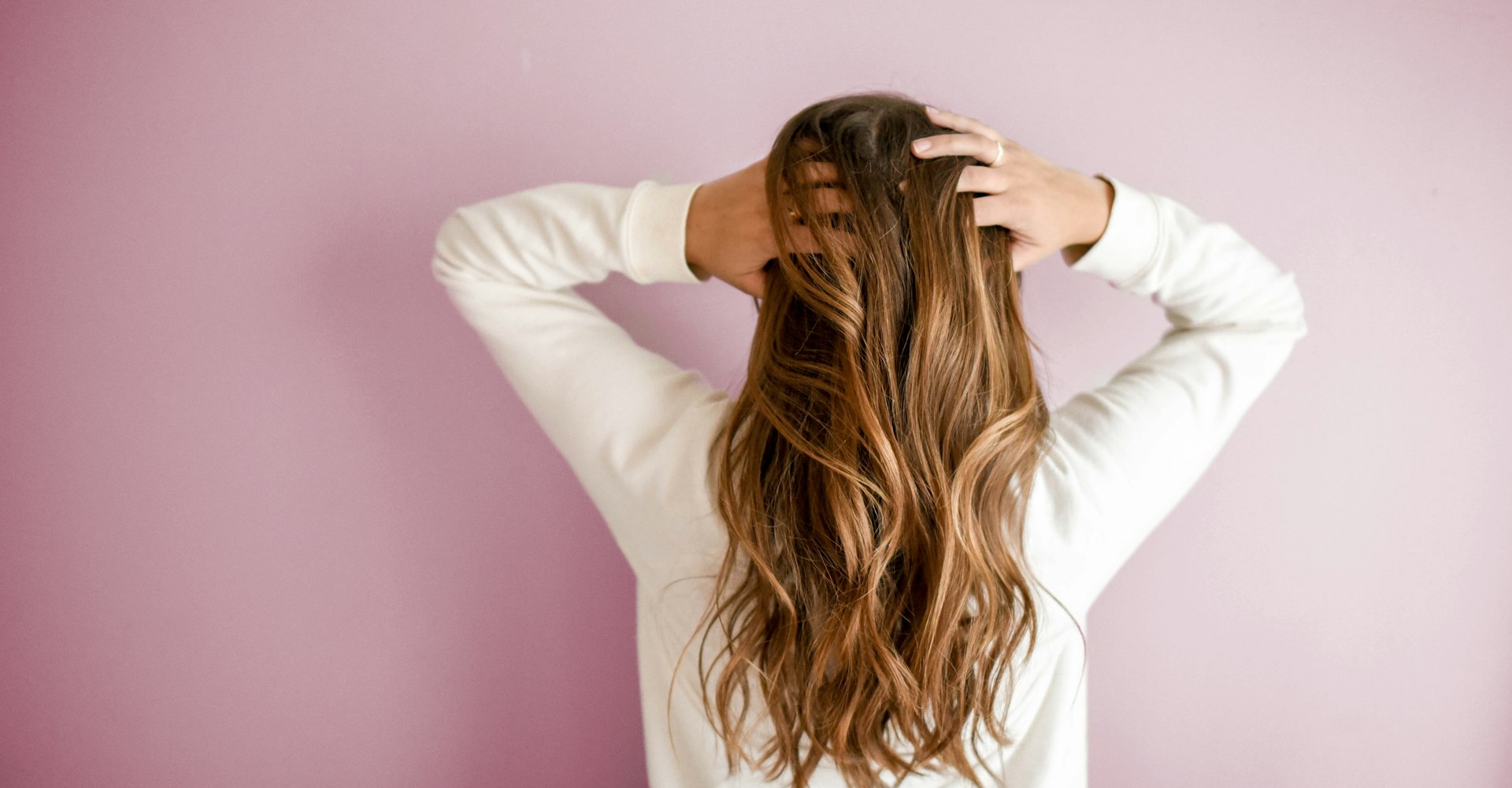 Réparez vos cheveux abîmés maintenant.